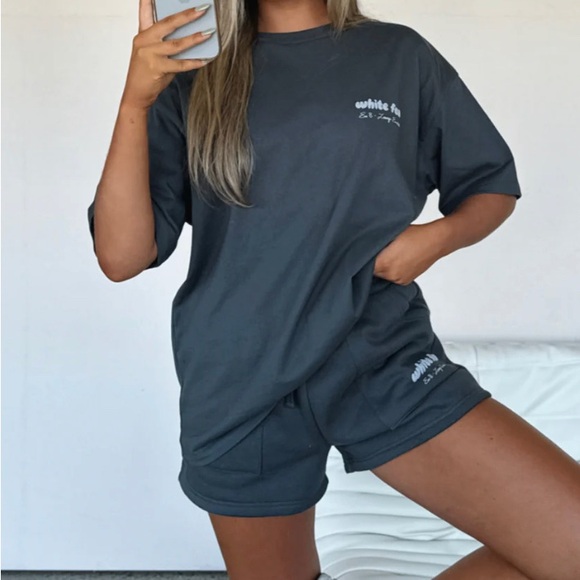 Era 8 Lounge Shorts Fossil White Fox - Picture 1 of 3